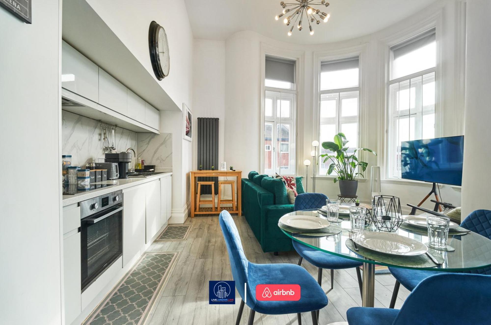 Last-minute Escape L Sleeps Up To 4 Guests L One-bedroom With King Bed And High Ceilings Near Camden By Live Short Lets & Serviced Apartament